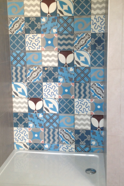 Badezimmer - SOUTHERN TILES Mediterrane Wand- und Bodenfliesen