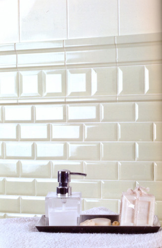 Badezimmer - SOUTHERN TILES Mediterrane Wand- und Bodenfliesen