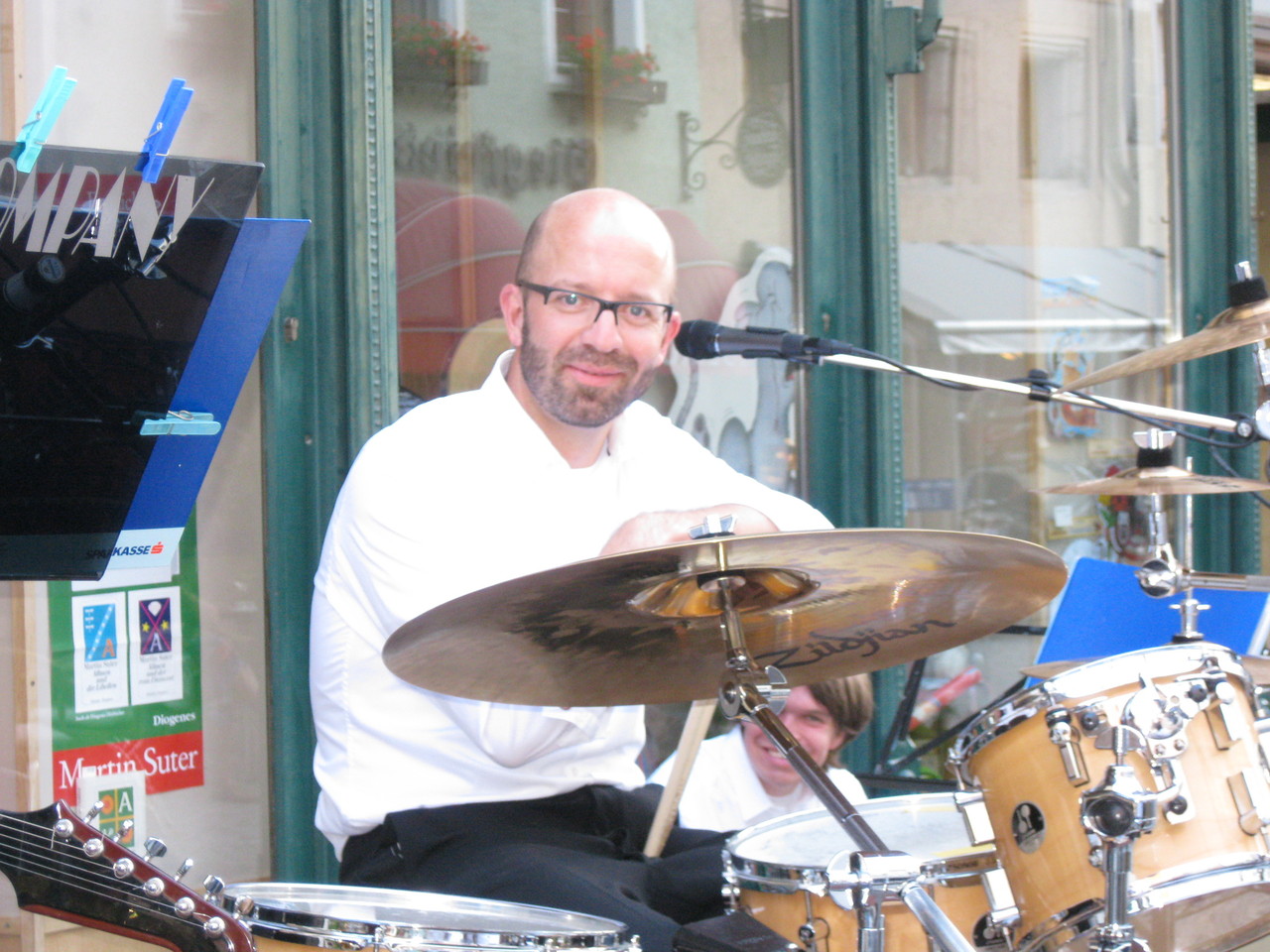Hannes Widman an den Drums