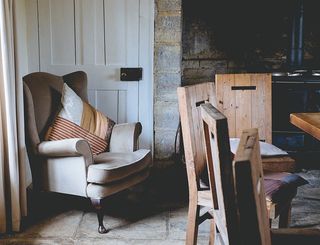 artisan tapissier caluire et cuire