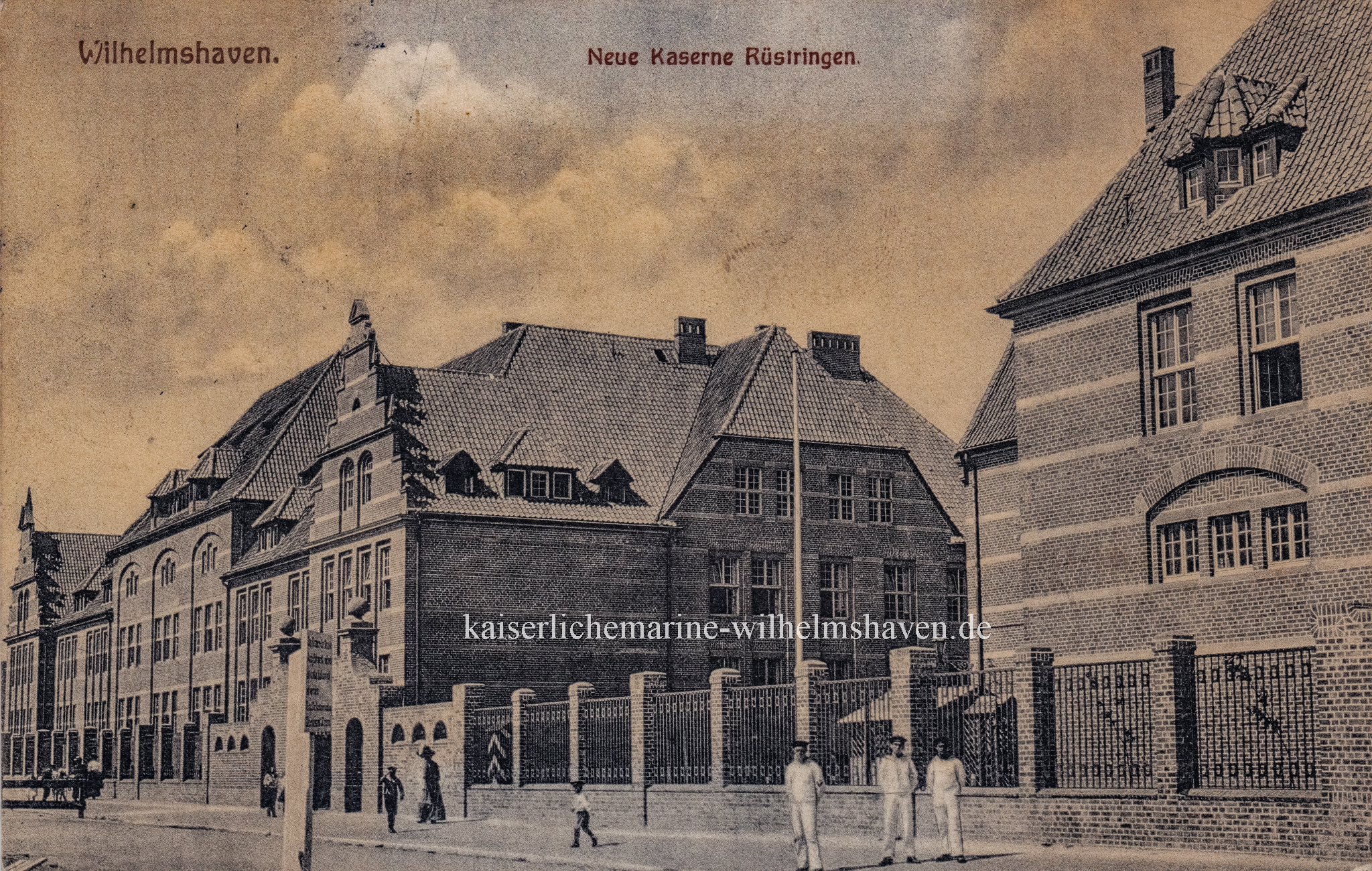 Straßenansicht auf Block "Derfflinger", rechts daneben ist noch Block "Stettin" erkennbar - Ansichtskarte, Verlag Rosenthal, Bremen - als Feldpost gelaufen 1916