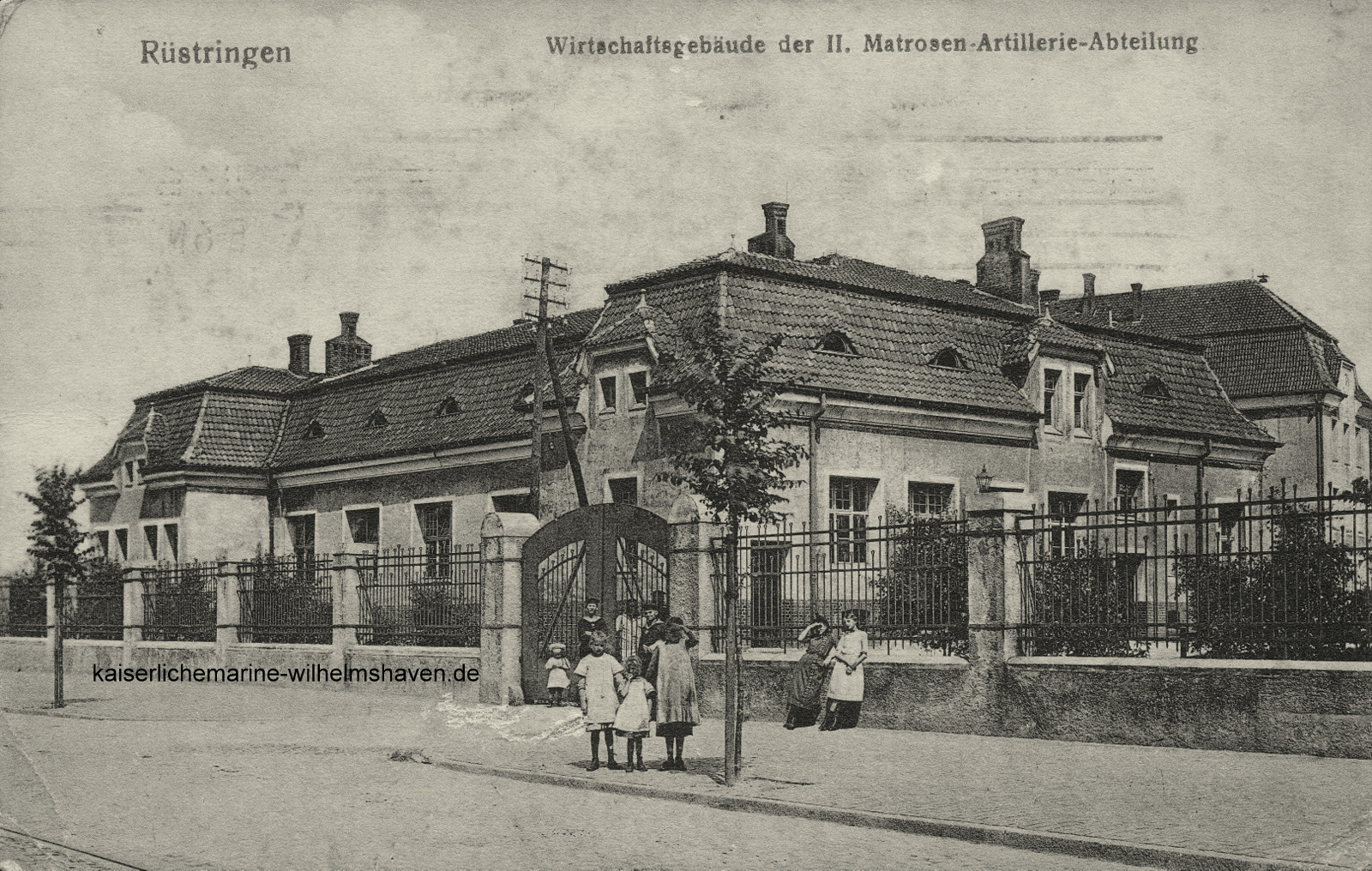 Wirtschaftsgebäude der II. MAA am nördlichen Ende der Kaserne an der Ecke Hegelstraße - Ansichtskarte Verlag unbekannt - 1918 als Feldpost gelaufen