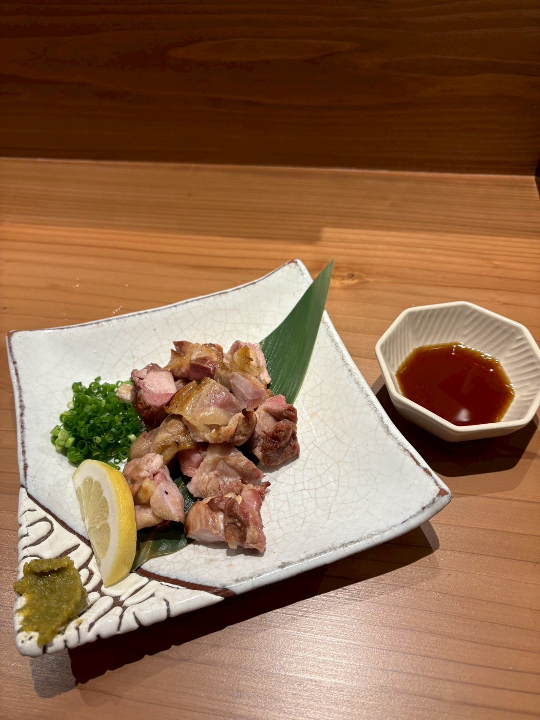 地鶏の炭火焼