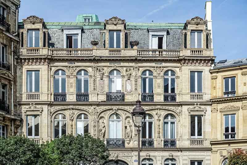 Vivre dans le 9ème arrondissement de Paris : Le guide pour les acheteurs exigeants