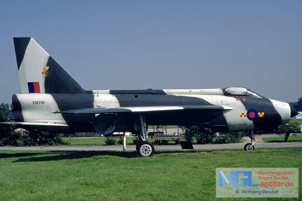  1987 XN781 Royal Air Force English Electric Lightning F2A cn95134 (on display)