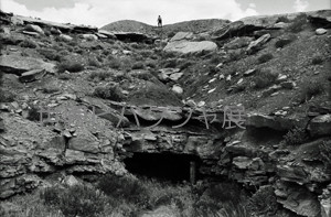 裏庭のウラン鉱山　Uranium Mine in the Backyard