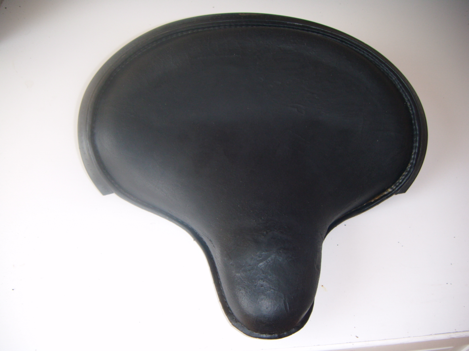 Oldtimer Mofa Sattel Nachher  - Mafa Sattel Reparatur
