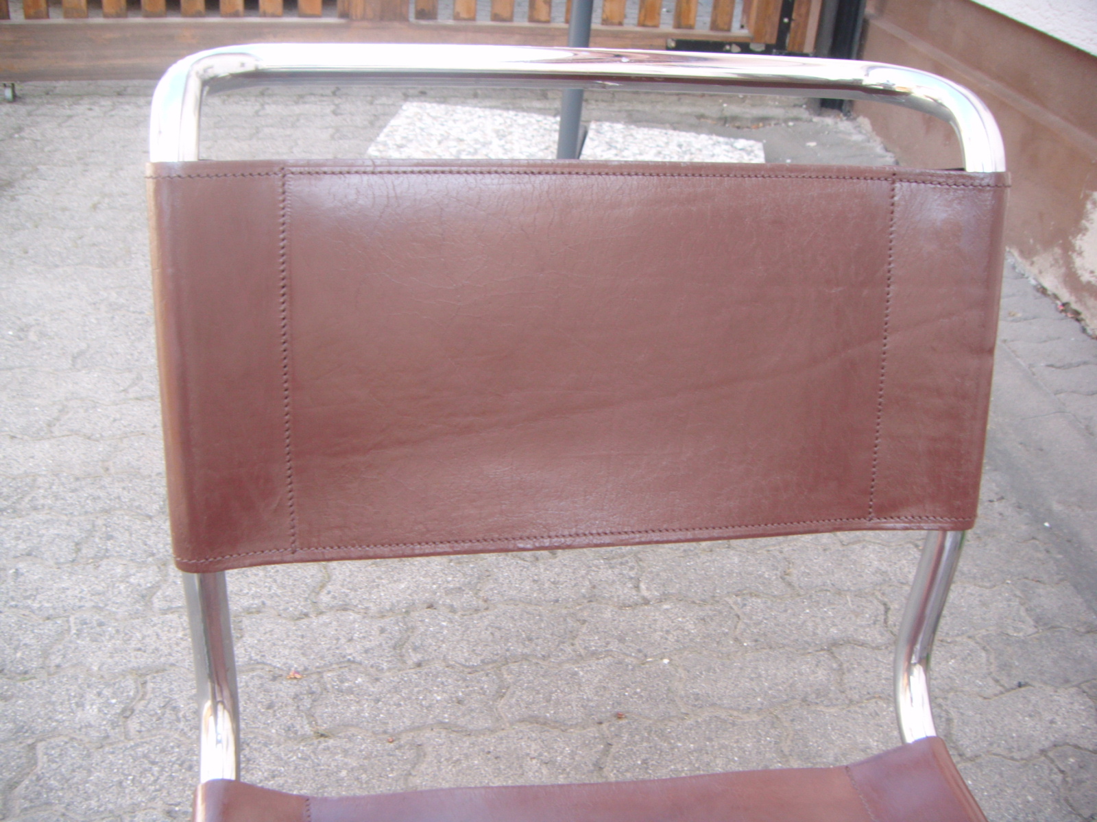 Thonet Freischwinger  S33 Nachher