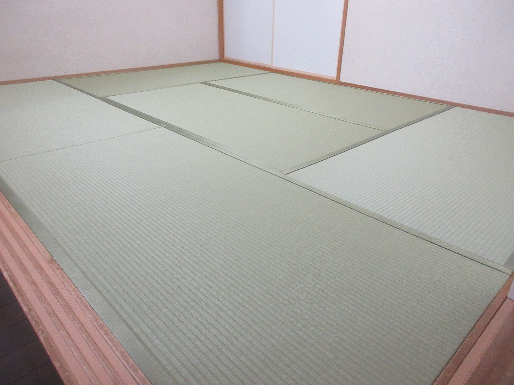 日野市K様マンションの薄い畳と襖張替え施工事例