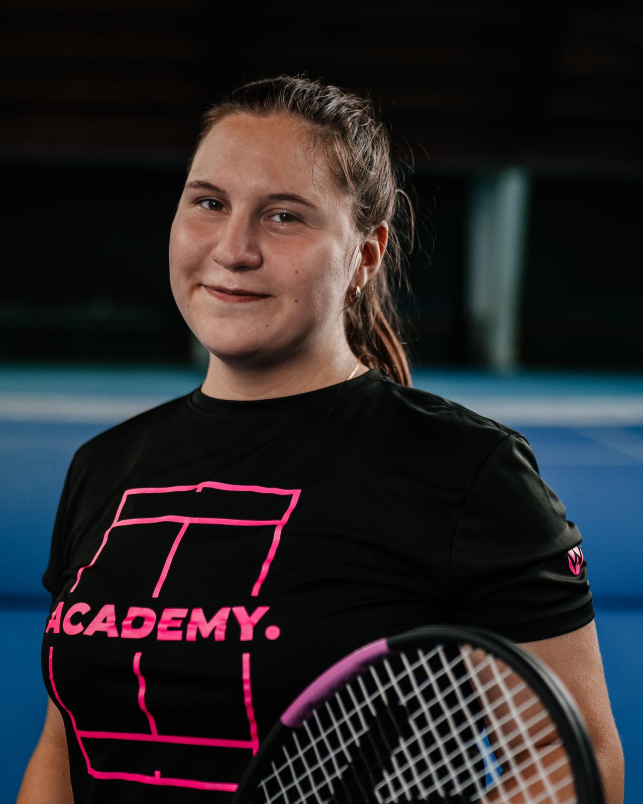 Diana Romanic • Tennis Coach