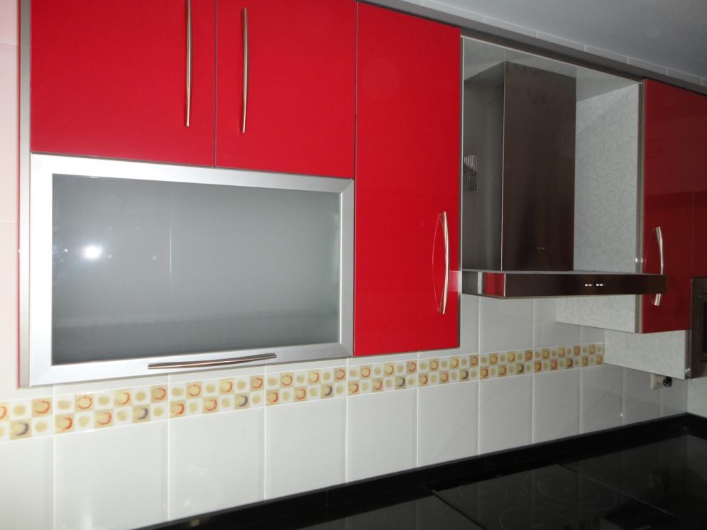 Cocina Roja y Negra Fuensanta - Cocinas Jaen Martos Torredelcampo