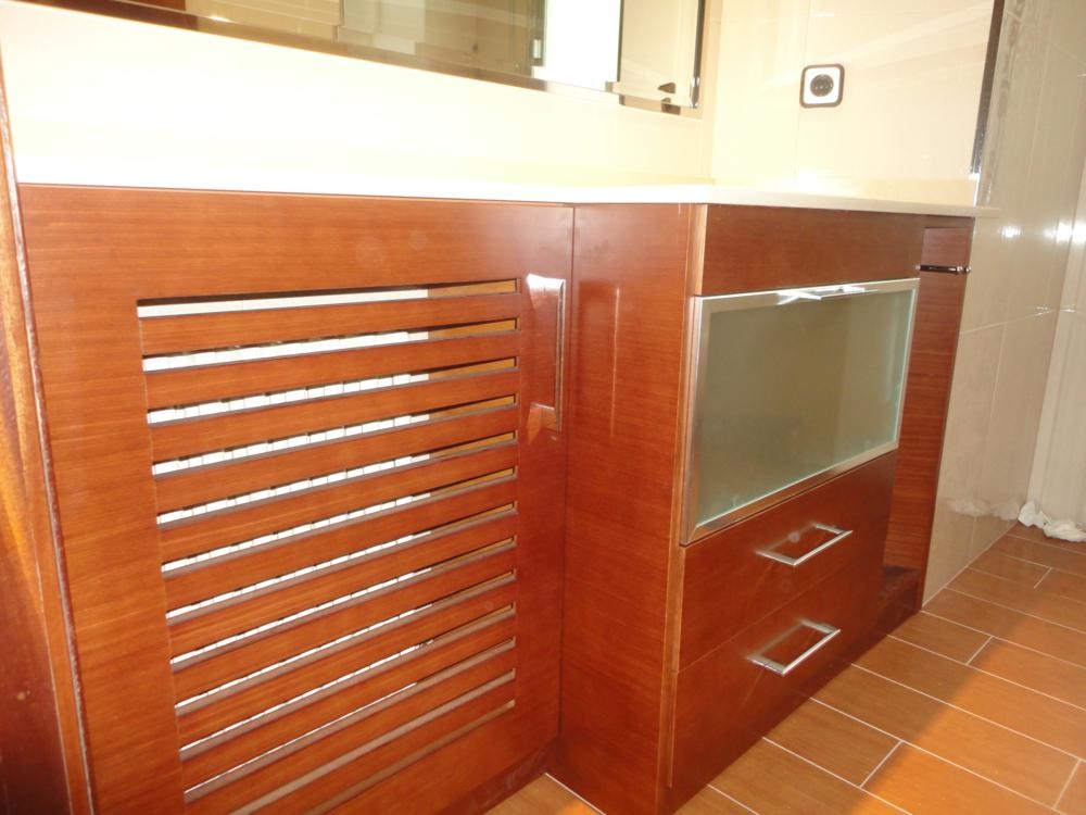 Mueble de Baño cerezo - Cocinas Jaen Martos Torredelcampo