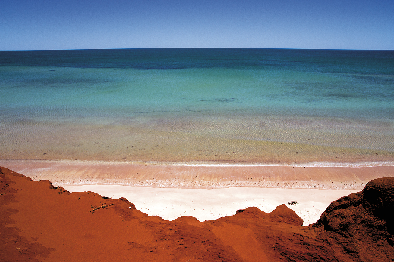 Red cliffs, white beaches, 4 WD Tours to Francois Peron National Park.