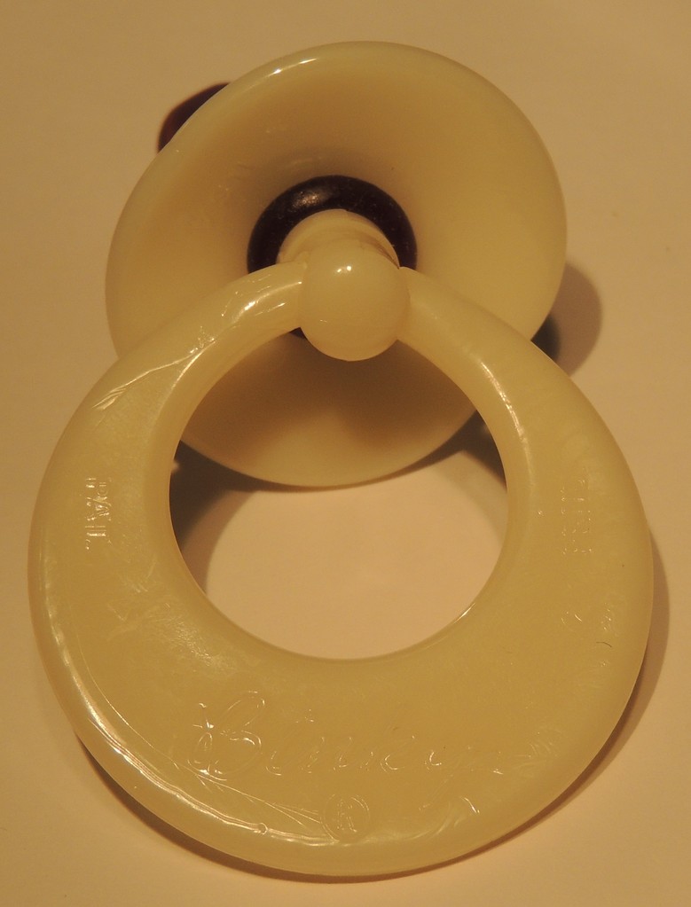 Vintage Pacifier from U.S. Brand Name Binky Schnullersammlung