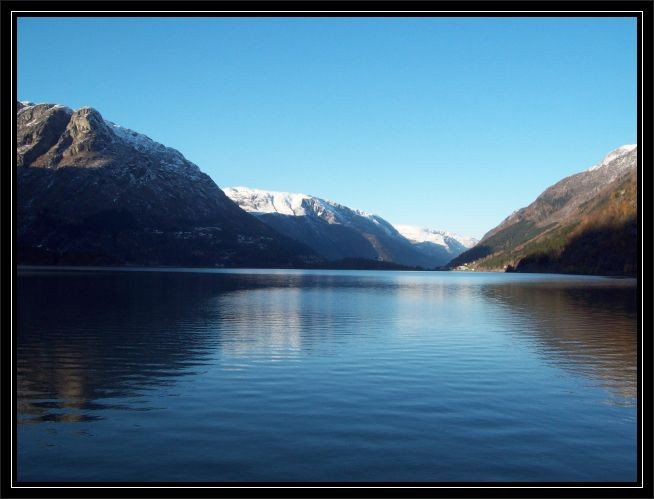 Blick ueber den Sandvinvatnet...Richtung Odda...