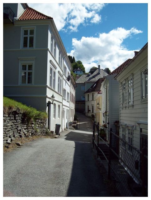 stille Gassen..unweit des Stadtlaermes..