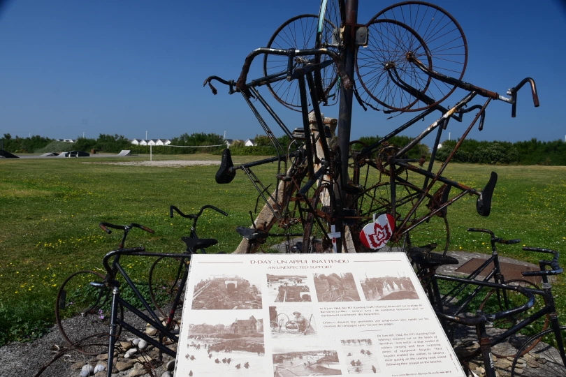 Selbst Fahrräder kamen im Krieg zum schnellen Vorrücken nach der Landung in der Normandie zum Einsatz