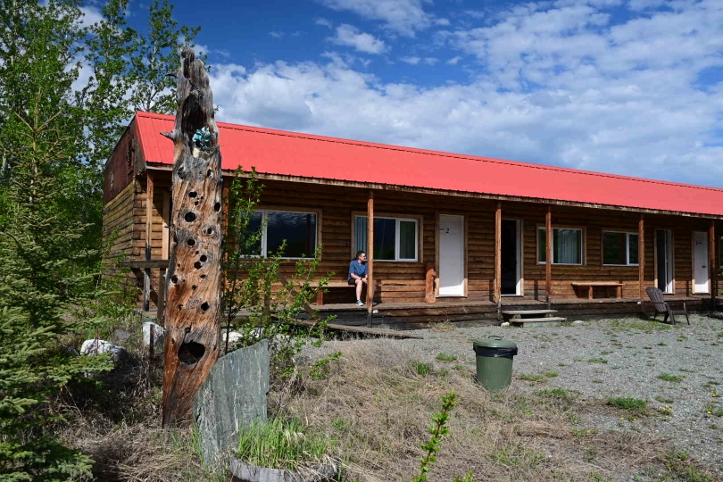 Das Stardust Motel in Haines Junction - mal verliert man, mal gewinnen die anderen