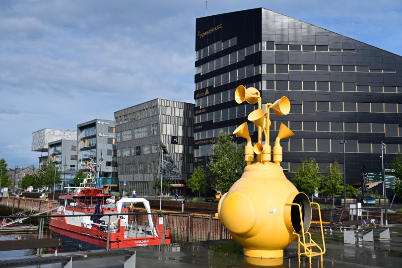 Das moderne Trondheim am Hafen