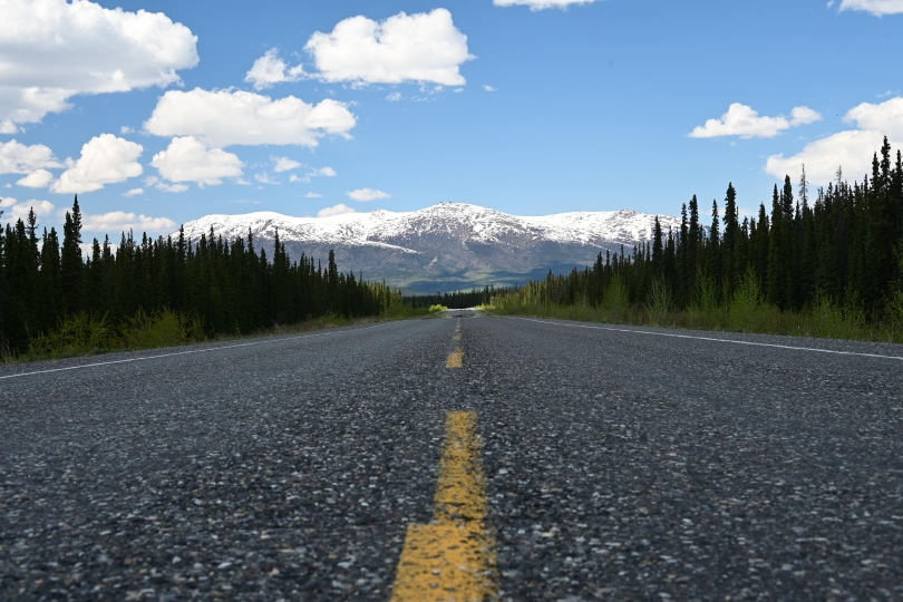 Weite Strecken auf dem Alaska Highway