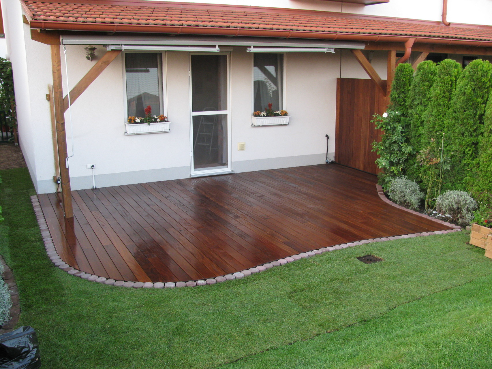 Gartenzäune & Terrasse - Tischlerei Westermayer - Hannes kann es!