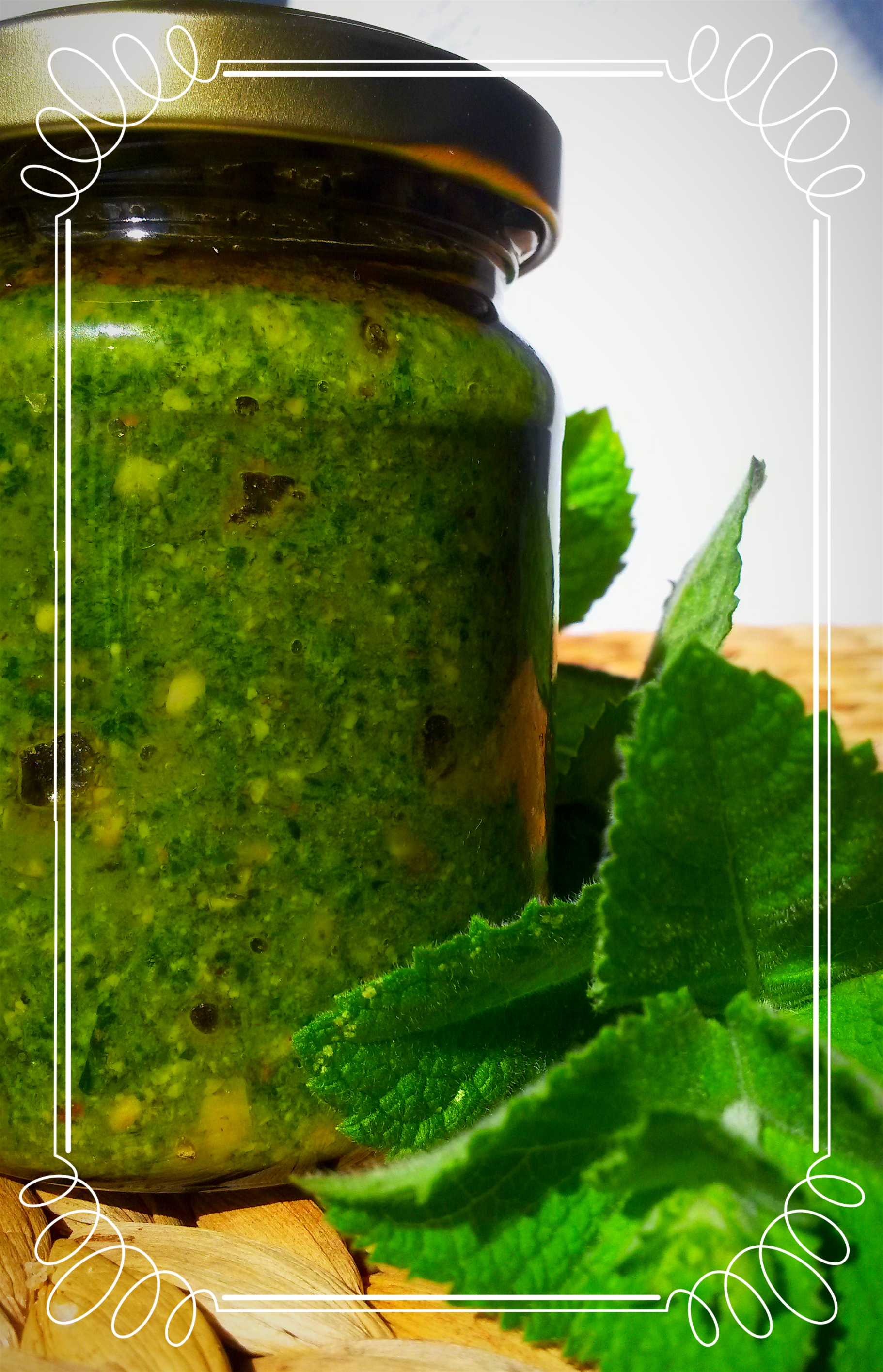 PISTAZIEN-MINZ-Pesto (Thermomix-Rezept) - thegenkikitchens ...
