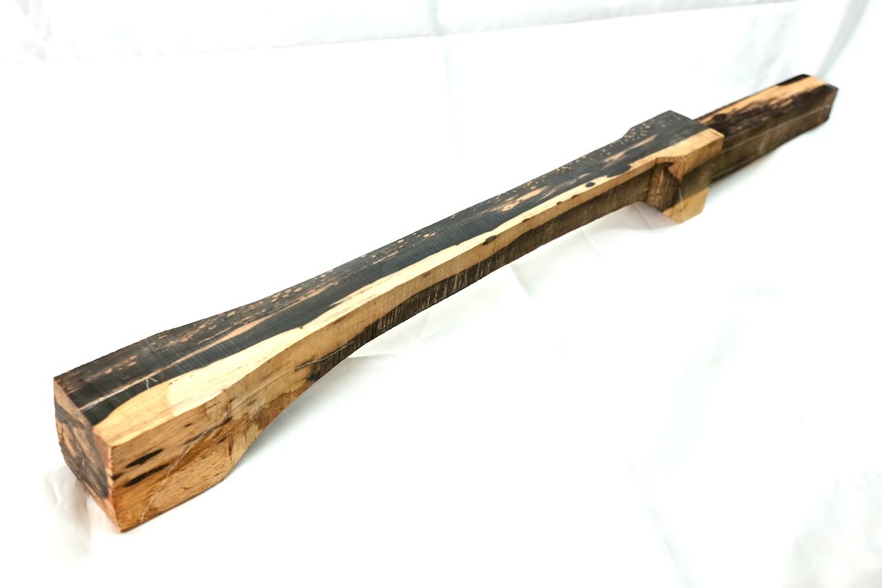 カミゲン黒木　ユナー型三線 真壁型カミゲン黒木 – 三線沖縄