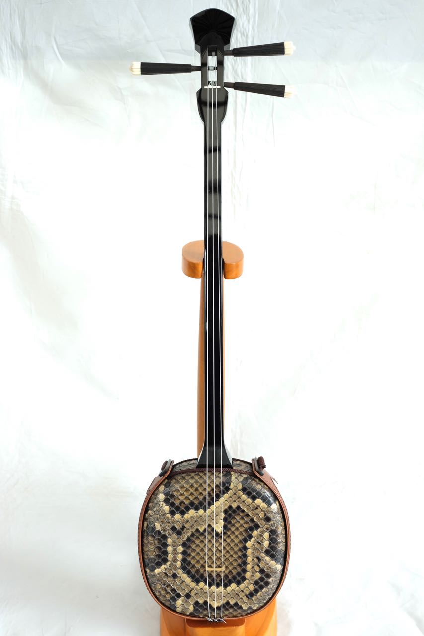 オーダー三線 東京都YA2様 カミゲン黒木江戸与那城型三線#6誕生