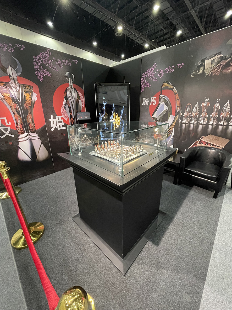 ドバイ展に「匠ブランド」チェスセットを出品しました。 - SPAZIO