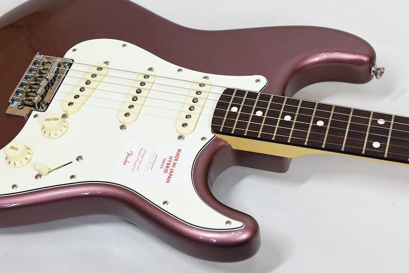 Fender Hybrid 60s バーガンディ Fender Made in Japan Hybrid 60s Stratocaster Burgundy Mist