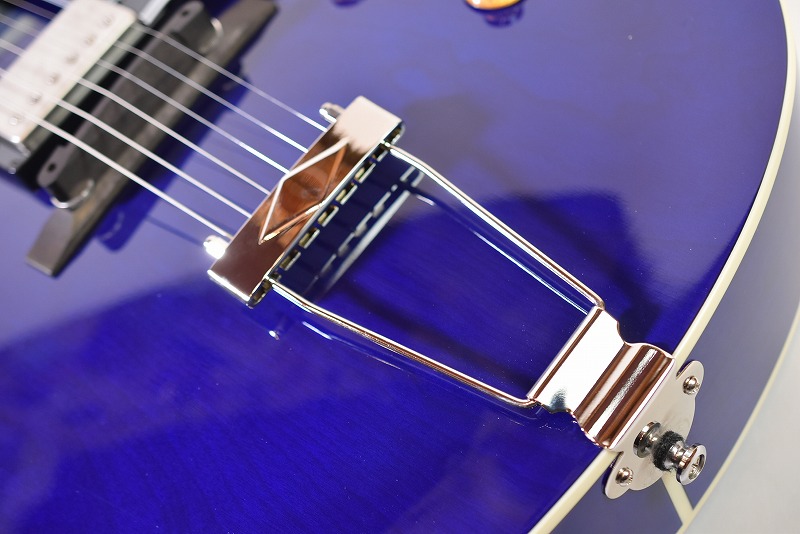 Seventy Seven Guitars HAWK-STD/DEEP-JT DWN - guitarshoptantan