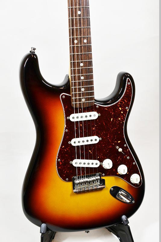 Fender Vintage Hot Rod '60s Stratocaster - guitarshoptantan