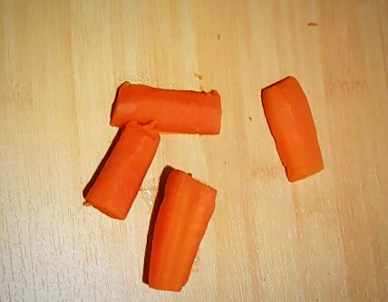 Baby-led-Weaning - Fingerfood auf dem Boden