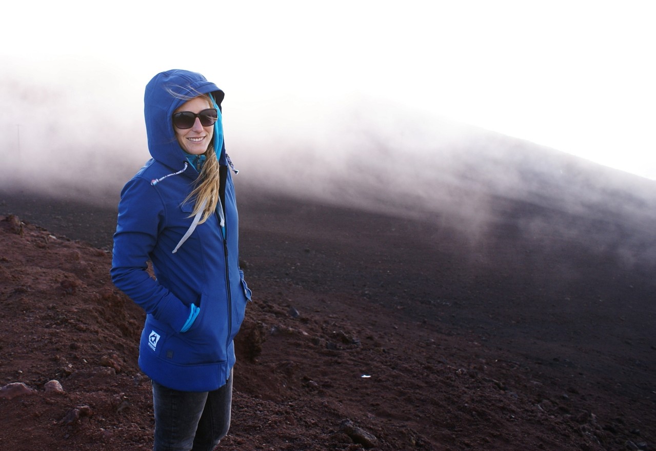 Haleakala crater, OMG So cold in here!!