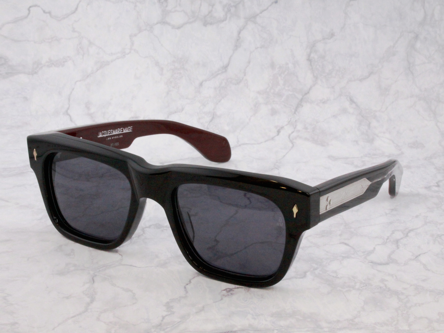 MODEL : CASH COLOR : BLOOD STONE　　SIZE : 54□21-146    PRICE : ￥141,900（with tax）