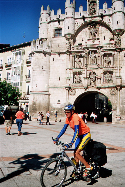 Burgos, Arco de Santa Maria