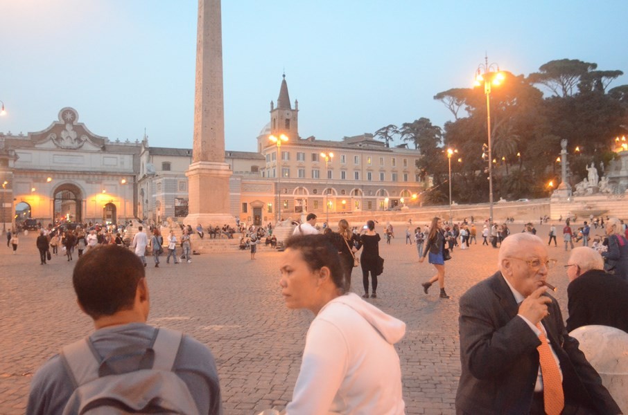 Piazza del Popolo am frühen Abend