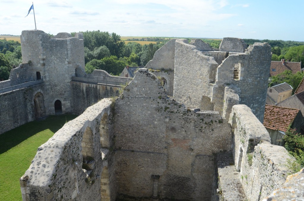 Burg Yèvre-le-Châtel