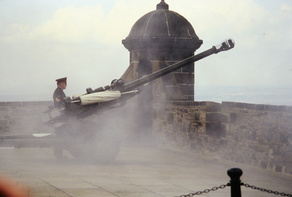 Edinburgh Castle, One o'clock Gun