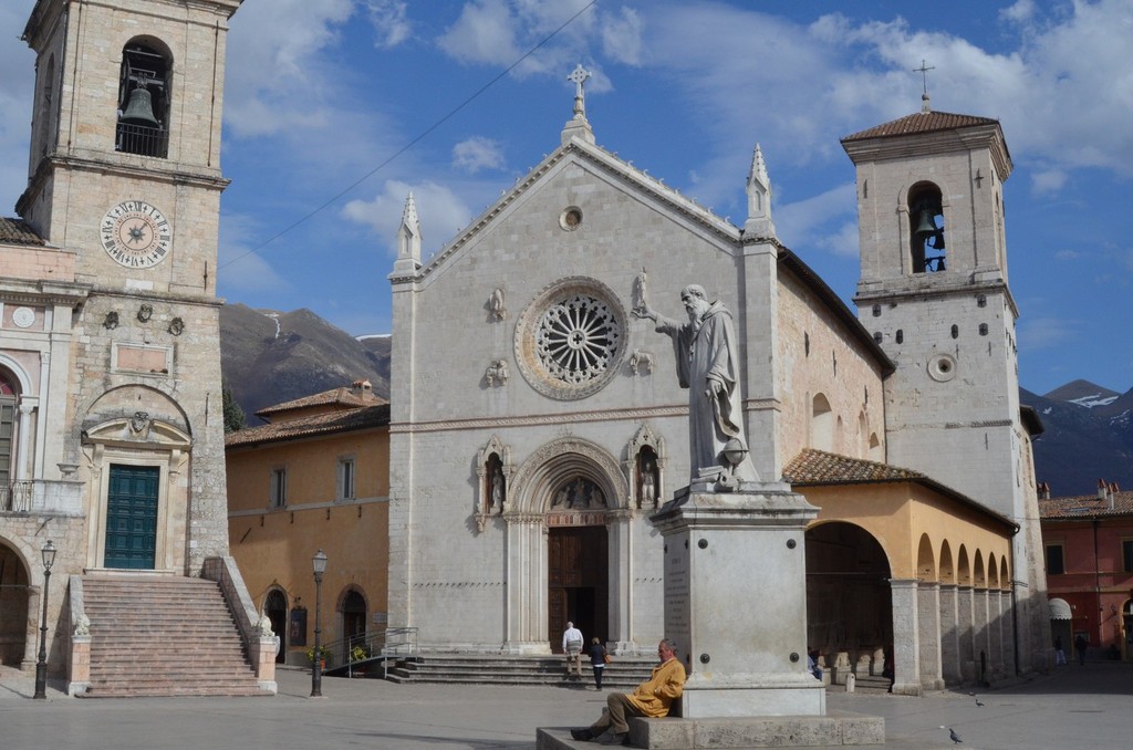 Norcia, Piazza San Benedetto