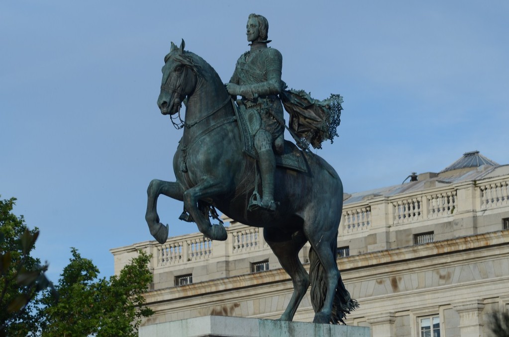 Madrid, Denkmal für König Philipp IV.(1605-1665) vor dem Königspalast (1616; Bildhauer Giovanni da Bologna und Pietro Tacca)