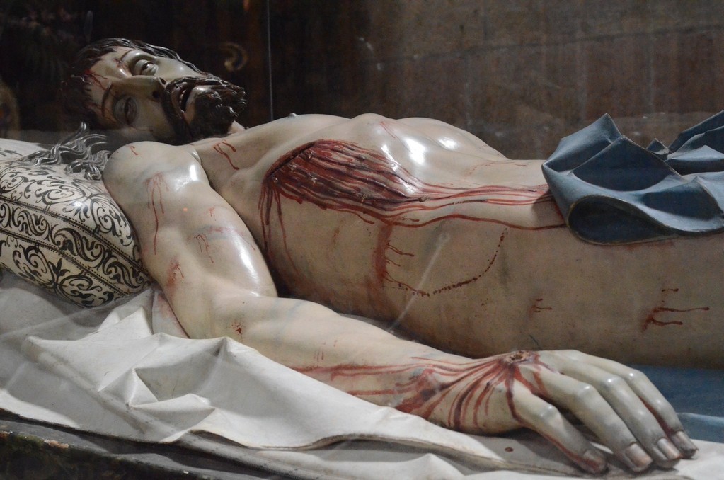 Gregorio Fernández (1576-1636), Liegender Christus (Segovia, Capilla del Descendimiento)