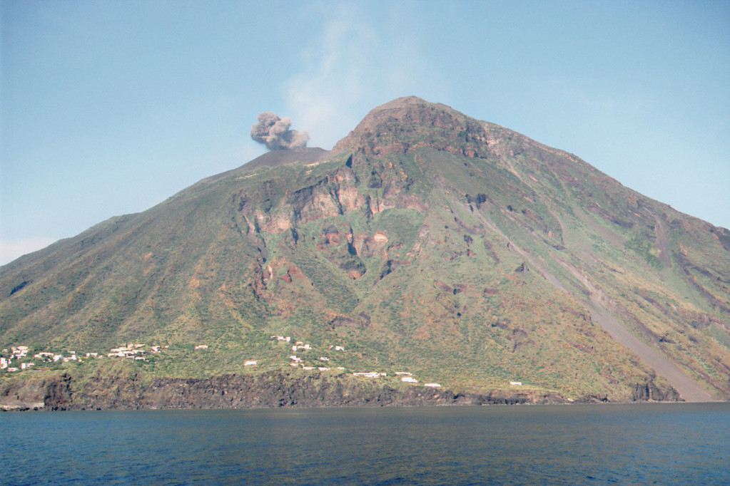 Stromboli, Eruption 2
