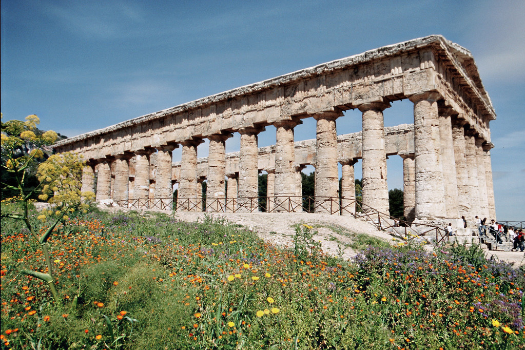 Segesta, Tempel