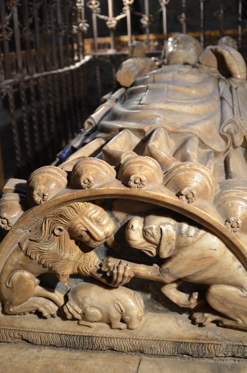 Salamanca, Alte Kathedrale (Capilla de San Bartolomé), Grabmal des Don Diego de Anaya y Maldonado (1357-1437)