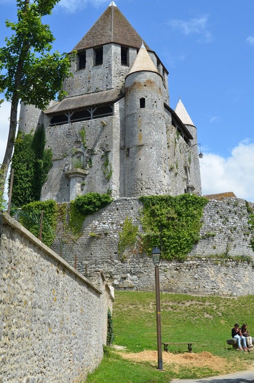 Provins, Tour César