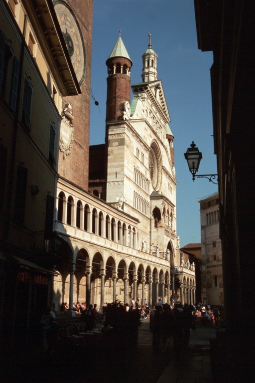 Cremona, Domfassade