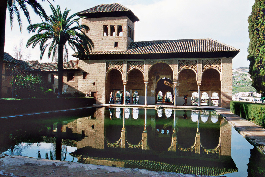 Granada, Alhambra, Portikus-Palast