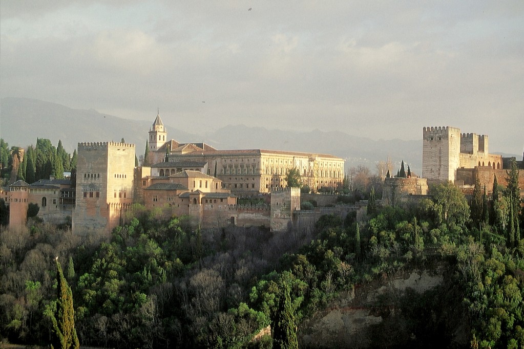 Granada, Blick vom Mirador San Nicolás auf die Alhambra