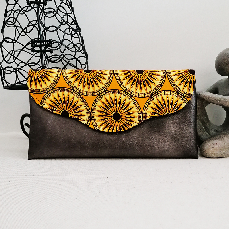 Pochette de cheap soirée en wax